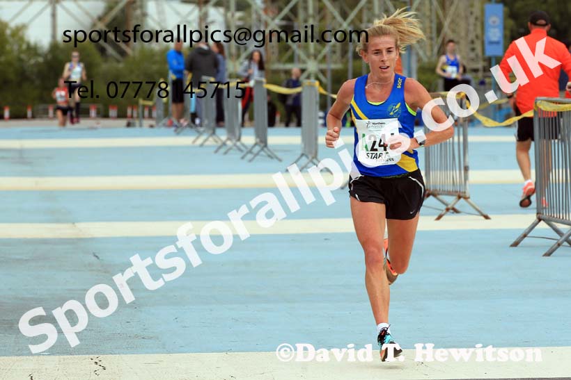 Senior womens 4 Stage Relay, 2022 Northern Road Relays, SportsCity, Manchester. Photo: David T. Hewitson/Sports for All Pics